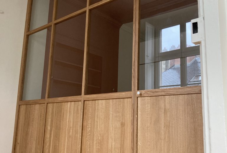 Que du sur-mesure Agenceur Concepteur de dressings et rangements Ebéniste Fabricant de mobilier Menuisier