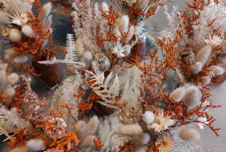 Bourgeon Fleuriste Baptême et naissance Bouquet de deuil Compositions florales Décorateur floral Événement Fleuriste Fleurs séchées Mariage Plantes