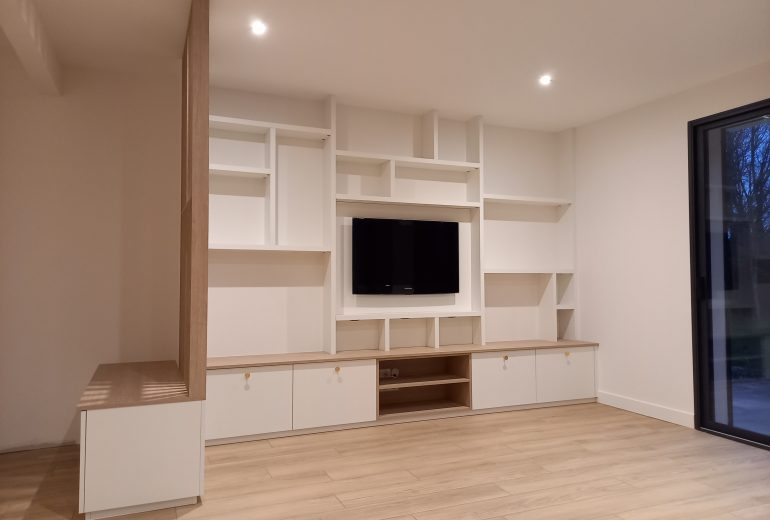 Aménagement de salon Agenceur Concepteur de dressings et rangements Cuisiniste Ebéniste Fabricant de mobilier Menuisier Parqueteur