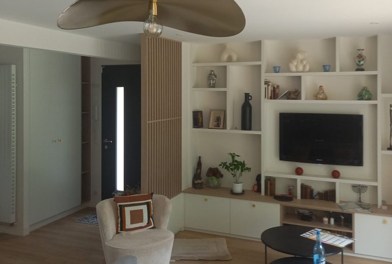 Aménagement de salon Agenceur Concepteur de dressings et rangements Cuisiniste Ebéniste Fabricant de mobilier Menuisier Parqueteur