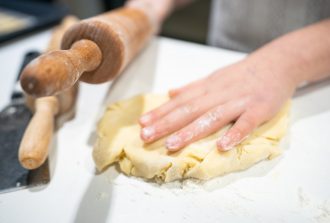 La Rayonnantes Biscuitier Epicier