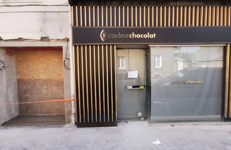 travaux boutique couleur chocolat nantes