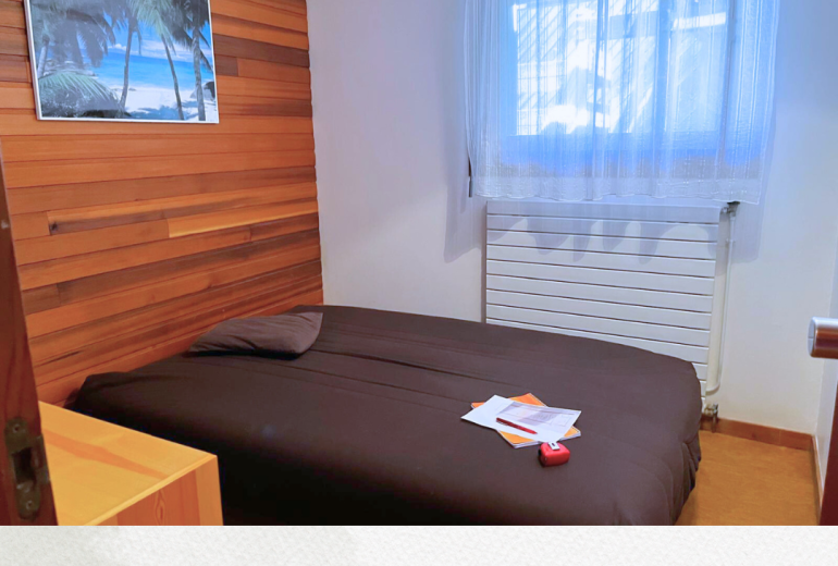 Avant/Après appartement La Rochelle Applicateur Béton Ciré Décorateur d'intérieur Enduiseur Façadier Peintre Peintre d'extérieur Peintre d'intérieur Solier moquettiste