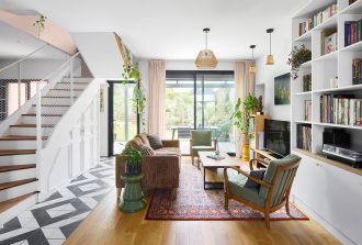 Ana studio Agrandir une pièce Améliorer circulation entre les pièces Architecte d'intérieur Conception des plans avec redistribution des volumes Conseil sur le choix des matériaux Conseil sur les rénovations ou modifications d’installations à réaliser Création d'un dressing sur-mesure Maître d'oeuvre Mezzanine Réalisation des démarches administratives Transformation de pièce