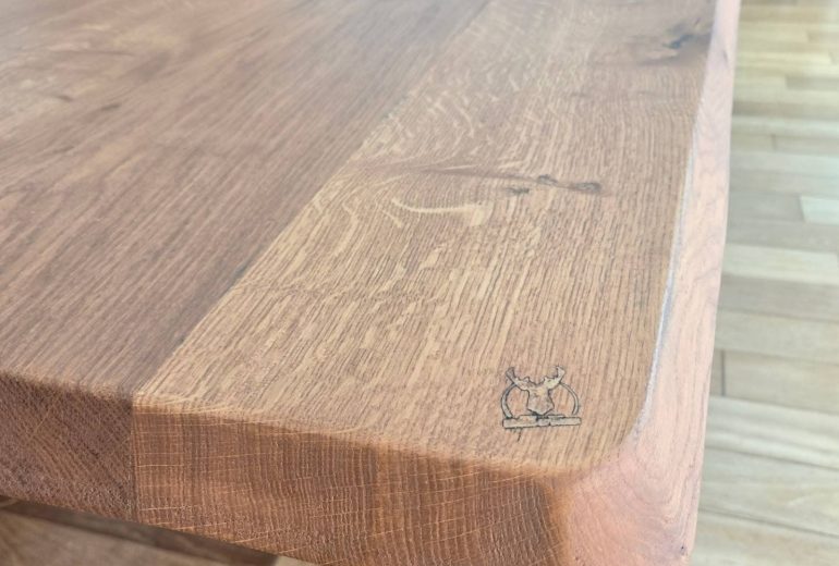 Table à manger en chêne massif Agenceur Ebéniste Fabricant de mobilier Menuisier Métallier