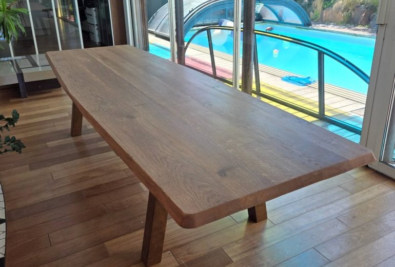 Table à manger en chêne massif Agenceur Ebéniste Fabricant de mobilier Menuisier Métallier