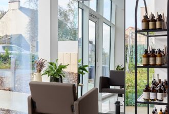 Ana studio Agrandir une pièce Améliorer circulation entre les pièces Architecte d'intérieur Conception des plans avec redistribution des volumes Conseil sur le choix des matériaux Conseil sur les rénovations ou modifications d’installations à réaliser Création d'un dressing sur-mesure Maître d'oeuvre Mezzanine Réalisation des démarches administratives Transformation de pièce