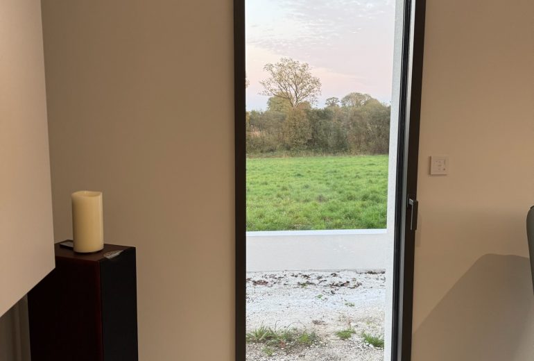 Voici nos réalisations avec les fenêtres Millet ! ✨ Fenêtrier Installateur de pergola et store Menuisier Storiste