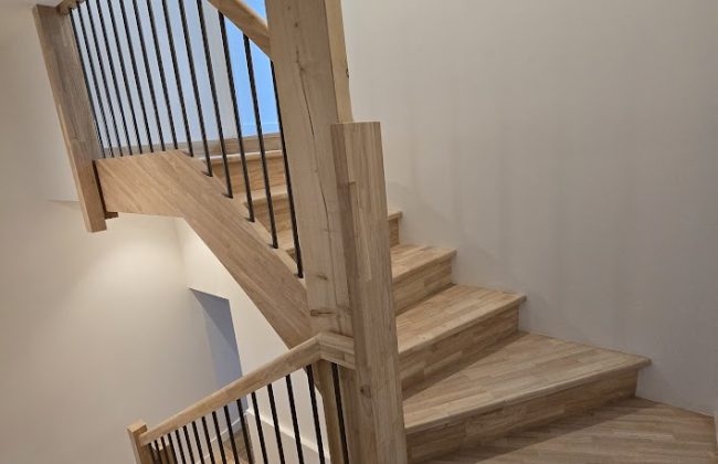 Calissence Bois Agenceur Cuisiniste Fabricant de mobilier Fabrication Menuisier Mobilier Parqueteur Parquets Poseur de cuisine Réalisation Terrasses