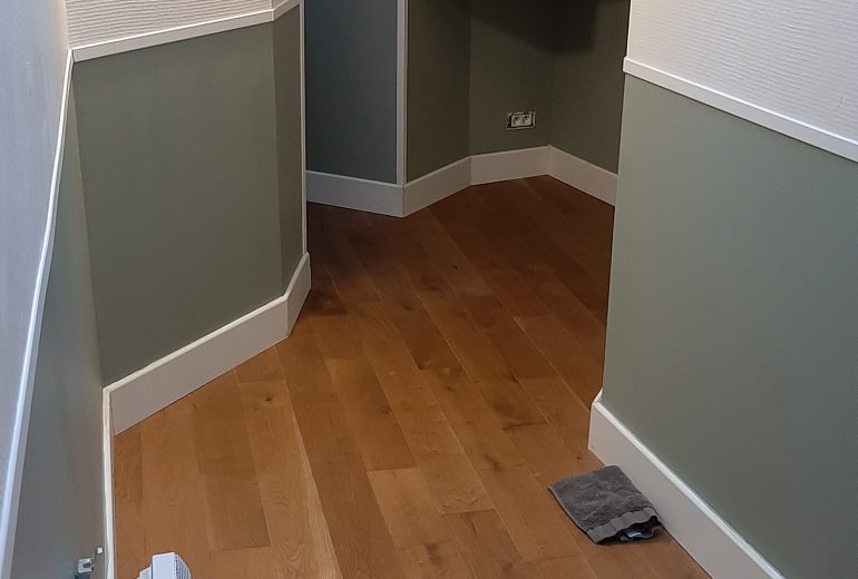 Création de.sous bassement Applicateur Béton Ciré Peintre Peintre d'extérieur Peintre d'intérieur