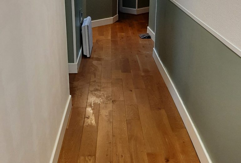 Création de.sous bassement Applicateur Béton Ciré Peintre Peintre d'extérieur Peintre d'intérieur