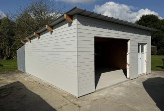 Charpente en bois solide et durable réalisée par un charpentier professionnel à Nort-sur-Erdre