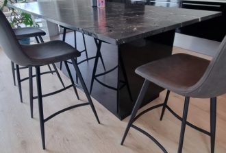 Atelier Jonath Agenceur Combles Espace professionnel Fabricant de mobilier Fabrication Menuisier Mobilier Parqueteur Parquets Portes Pose Pose Poseur de cuisine Rangement Salons et expositions Terrasses Volets