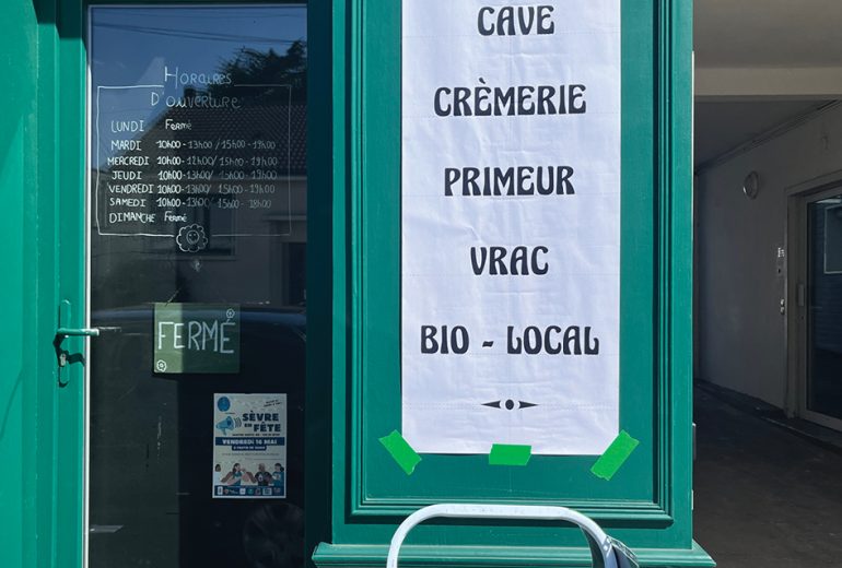 Lettrage pour devanture Artiste peintre Peintre Peintre d'intérieur Peintre en lettres