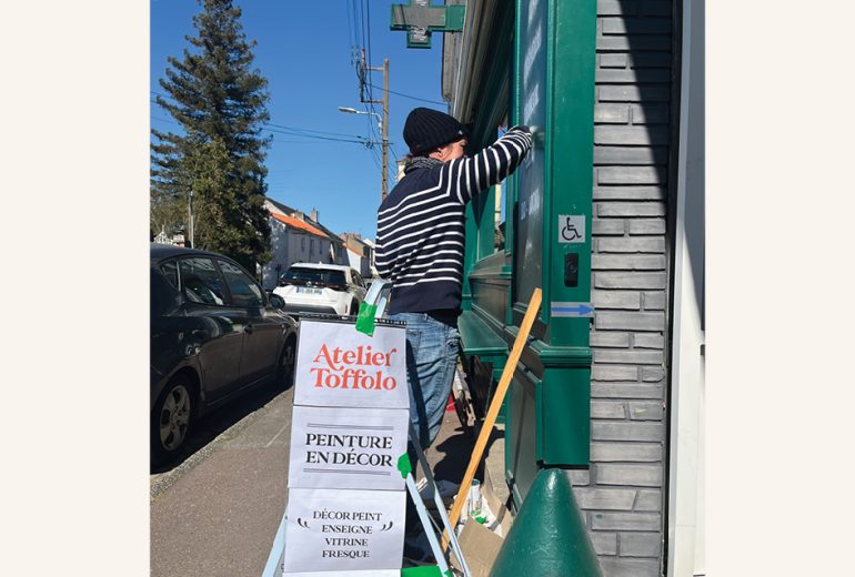 Lettrage pour devanture Artiste peintre Peintre Peintre d'intérieur Peintre en lettres