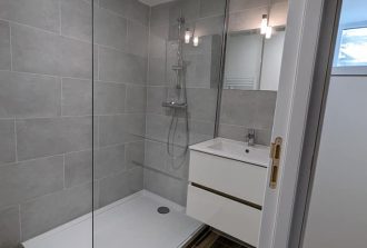 sdb plombiers chauffagistes SARL RPC à Saint-Nazaire