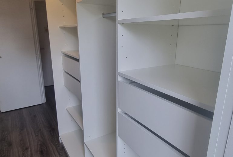 Dressing Agenceur Fabricant de mobilier Menuisier Parqueteur Poseur de cuisine