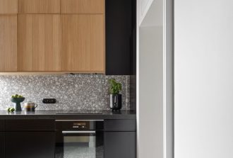 Decodheure Agrandir une pièce Améliorer circulation entre les pièces Architecte d'intérieur Conception des plans avec redistribution des volumes Conseil sur le choix des matériaux Conseil sur les rénovations ou modifications d’installations à réaliser Création d'un dressing sur-mesure Designer d'espace Mezzanine Réalisation des démarches administratives Transformation de pièce