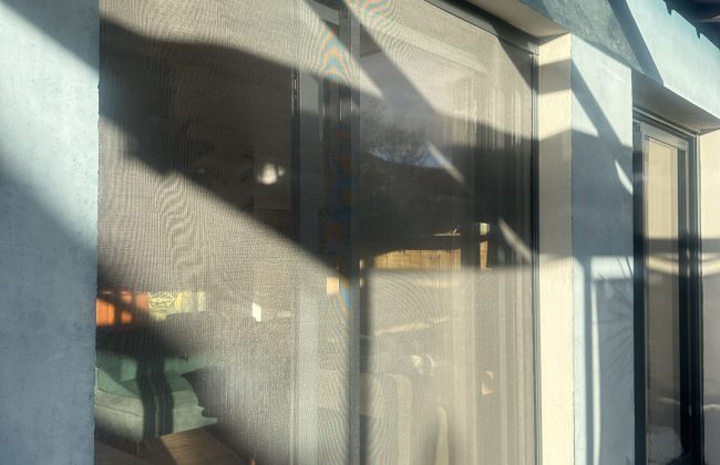 Sarl Bournigal Expert Fenêtre Évacuation des anciennes fenêtres Fenêtres Fenêtres sur-mesure Fenêtrier Installateur de pergola et store Installateur de portails et portes de garage Menuisier Portails Portes Pose Pose de fenêtres Réparateur de portails et portes de garage Réparateur de volets Storiste Volets