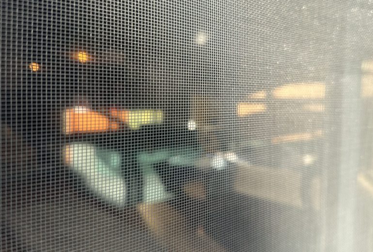 Découvrez notre dernière réalisation, une pose de moustiquaire 🦟 Fenêtrier Installateur de pergola et store Installateur de portails et portes de garage Menuisier Réparateur de portails et portes de garage Réparateur de volets Storiste