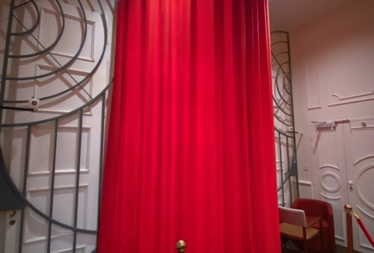 Hivers - Printemps - Eté 2025 Couturier Décorateur de meubles Tapissier Décorateur