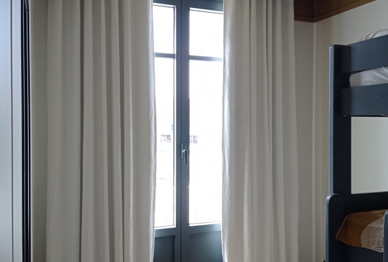 Hivers - Printemps - Eté 2025 Couturier Décorateur de meubles Tapissier Décorateur