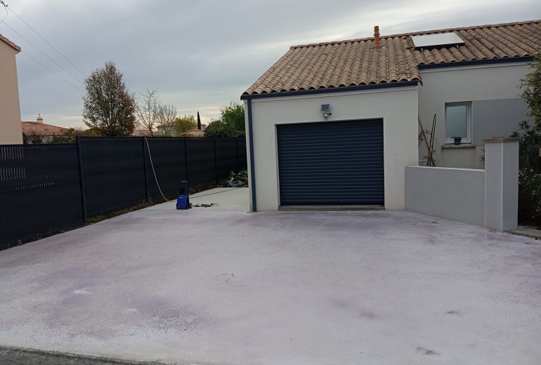 Parking en béton désactivé Démolisseur Maçon