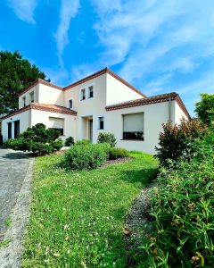 Façade rénové par Couleurs de Jade à Pornic