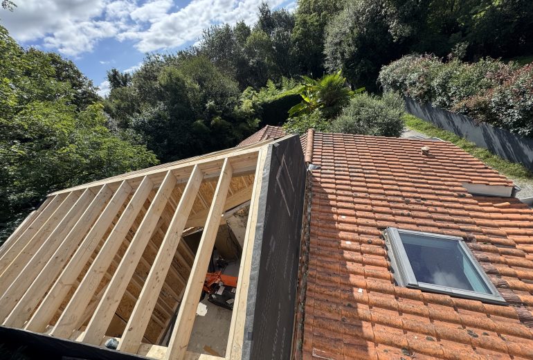 Surélévation extension, clé en main 🔑 Charpentier Menuisier Serrurier