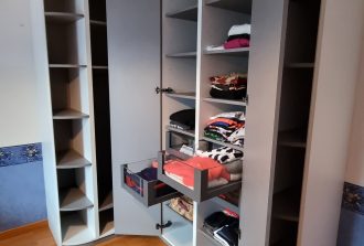 Atelier Jonath Agenceur Combles Espace professionnel Fabricant de mobilier Fabrication Menuisier Mobilier Parqueteur Parquets Portes Pose Pose Poseur de cuisine Rangement Salons et expositions Terrasses Volets