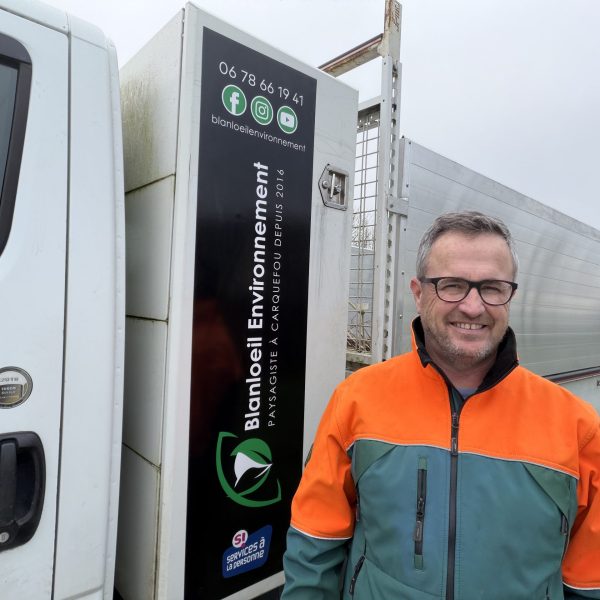 Val & Loire Paysage Allées de jardin Entretien de vos espaces Jardinier Paysagiste Terrasses