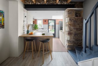 Ana studio Agrandir une pièce Améliorer circulation entre les pièces Architecte d'intérieur Conception des plans avec redistribution des volumes Conseil sur le choix des matériaux Conseil sur les rénovations ou modifications d’installations à réaliser Création d'un dressing sur-mesure Maître d'oeuvre Mezzanine Réalisation des démarches administratives Transformation de pièce