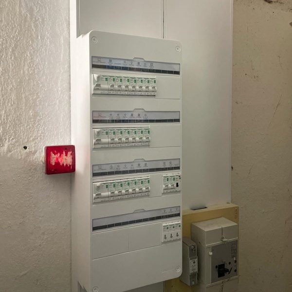 electricien bouaye