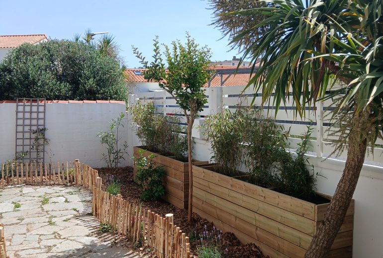 Création d'un jardin en bord de mer Jardinier Paysagiste