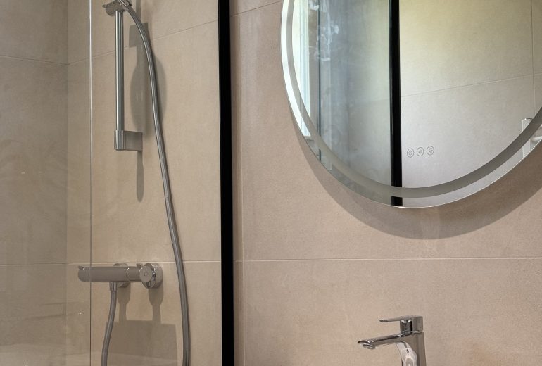 Nouvelle Salle de bain sur la commune de Brains Électricien