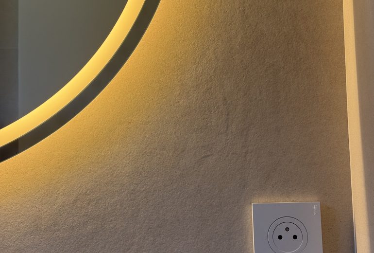 Nouvelle Salle de bain sur la commune de Brains Électricien