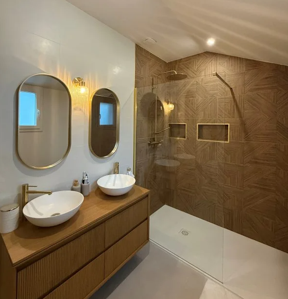 rénovation salle de bain clé en main Couëron avant après