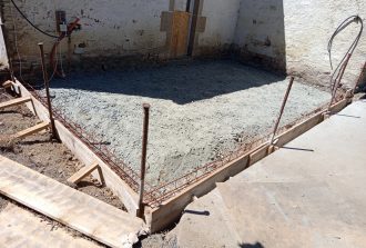 Langlais Maçonnerie Dalle de béton Fondation maison Maçon Murs Pose d'enduit Terrasse