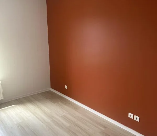 🎨 Avec Atout Décoration : une rentrée sous le signe du renouveau ! Façadier Parqueteur Peintre Peintre d'extérieur Peintre d'intérieur Solier moquettiste