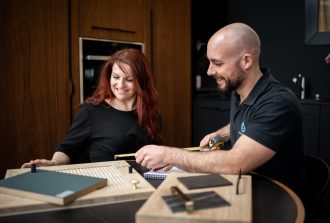 Les Agenceurs Agenceur Cuisiniste Ebéniste Fabricant de mobilier Menuisier